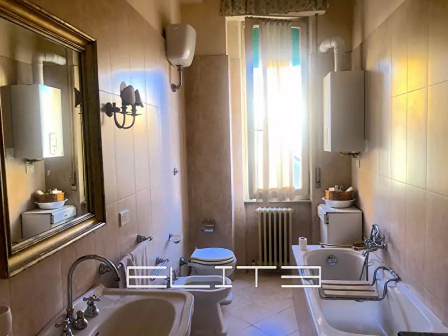 Immagine 7 di Appartamento in vendita  in PIAZZA ROMA a Ancona