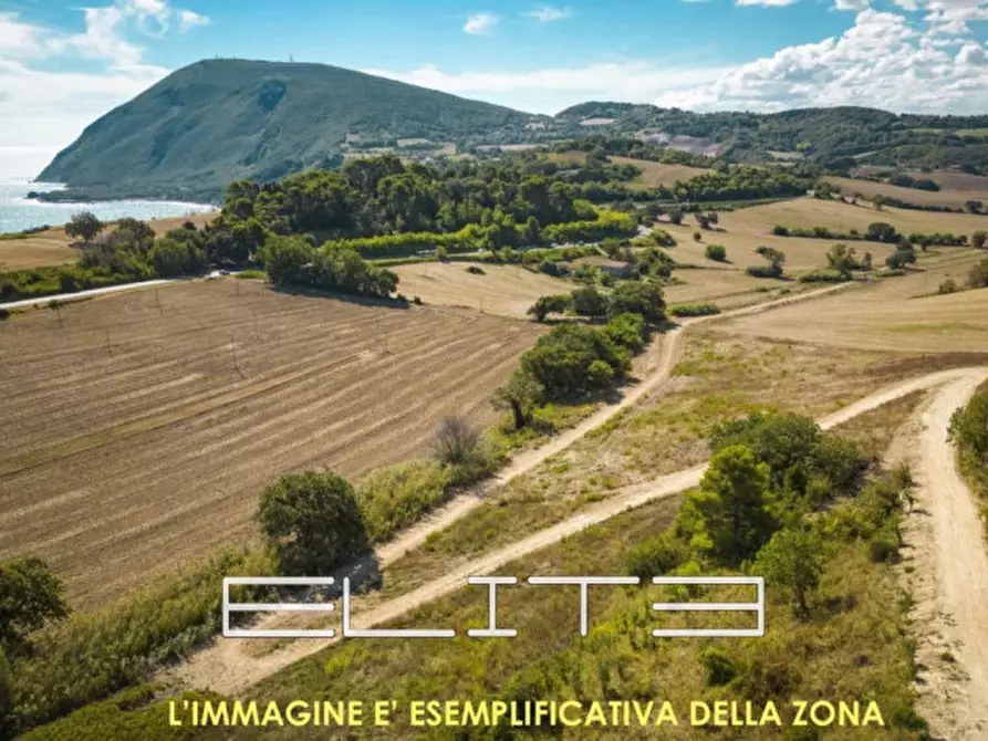 Immagine 1 di Rustico / casale in vendita  in MONTACUTO a Ancona