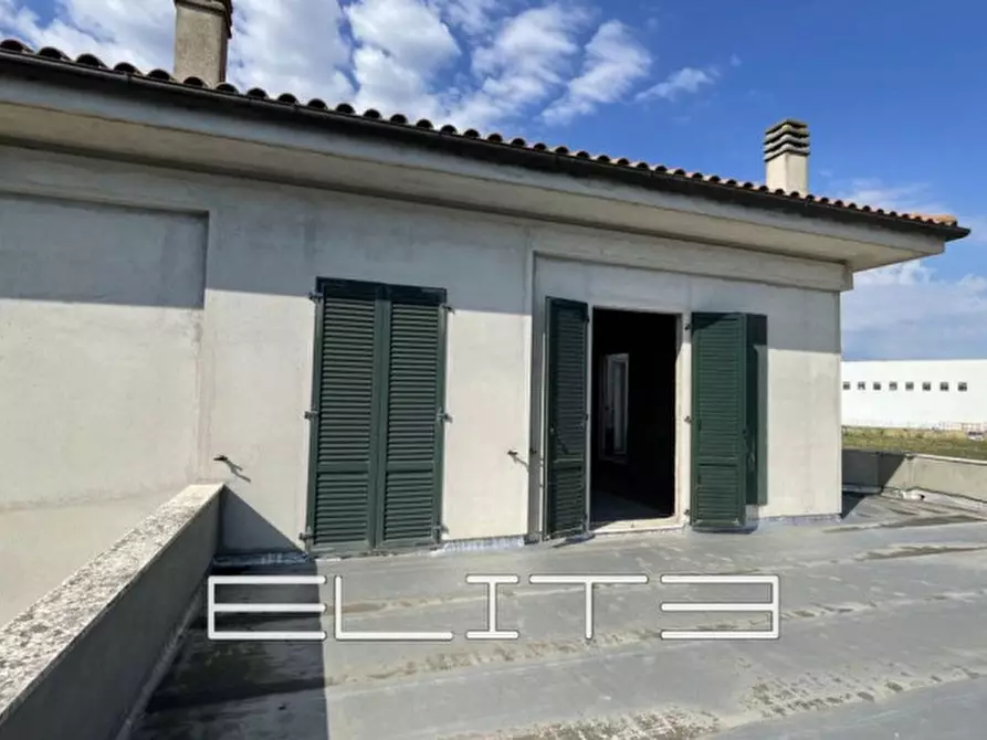 Immagine 8 di Casa indipendente in vendita  a Osimo