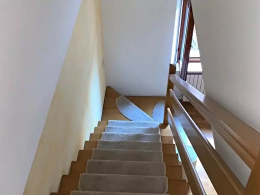 Immagine 10 di Appartamento in vendita  in Corso Giuseppe Mazzini a Ancona