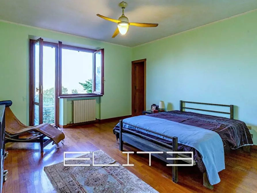 Immagine 11 di Villa in vendita  in BARCAGLIONE a Falconara Marittima