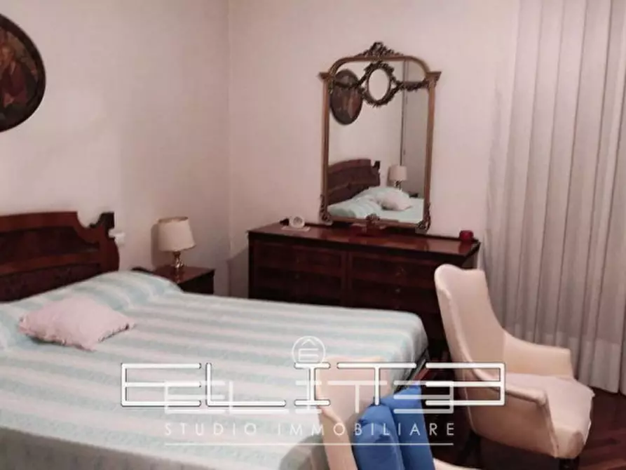 Immagine 10 di Appartamento in vendita  in Via Terenzio Frediani 7 a Ancona