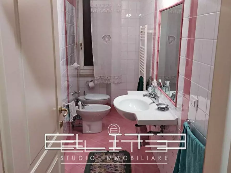 Immagine 11 di Appartamento in vendita  in Via Terenzio Frediani 7 a Ancona