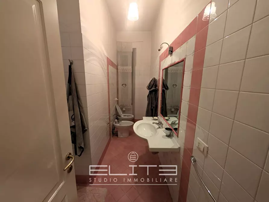 Immagine 12 di Appartamento in vendita  in Via Terenzio Frediani 7 a Ancona