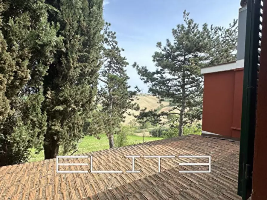 Immagine 1 di Casa indipendente in vendita  in via saffi a Agugliano