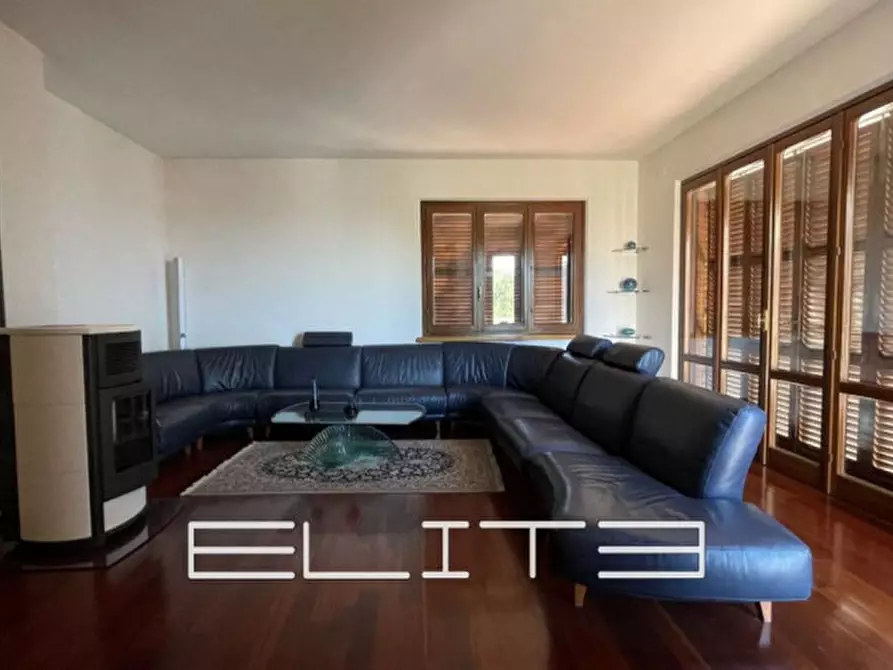 Immagine 6 di Villa in vendita  in CAMERATA PICENA a Camerata Picena