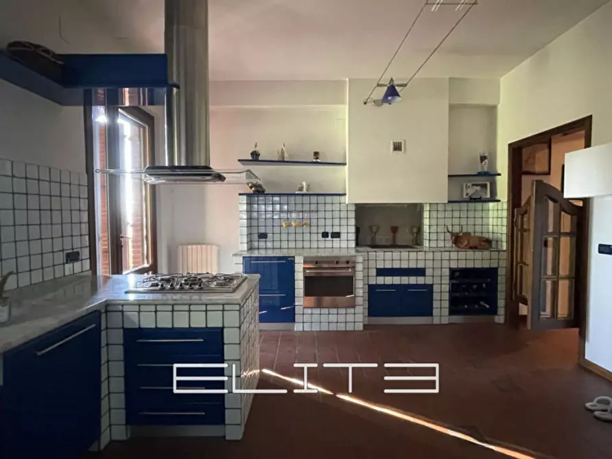 Immagine 8 di Villa in vendita  in CAMERATA PICENA a Camerata Picena