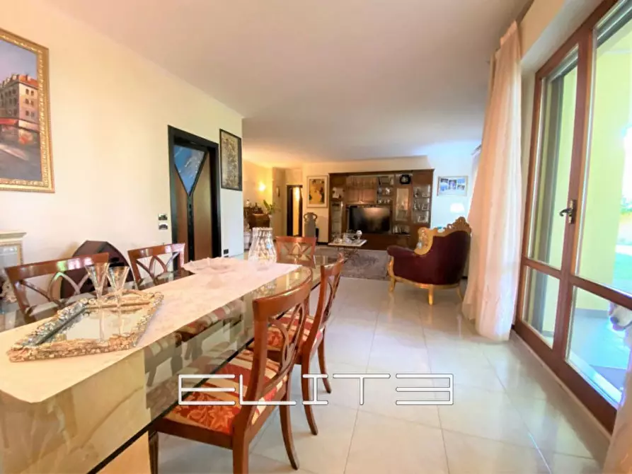 Immagine 3 di Appartamento in vendita  a Ancona