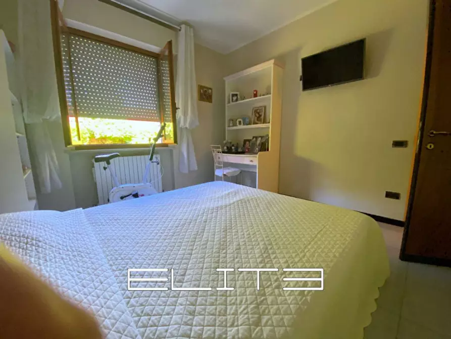 Immagine 13 di Appartamento in vendita  a Ancona