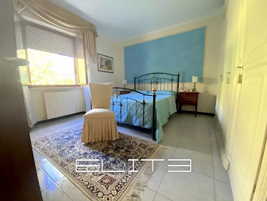 Immagine 14 di Appartamento in vendita  a Ancona