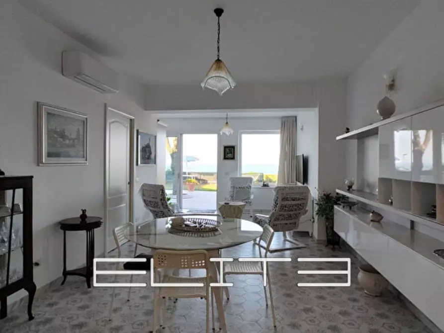 Immagine 3 di Appartamento in vendita  a Numana