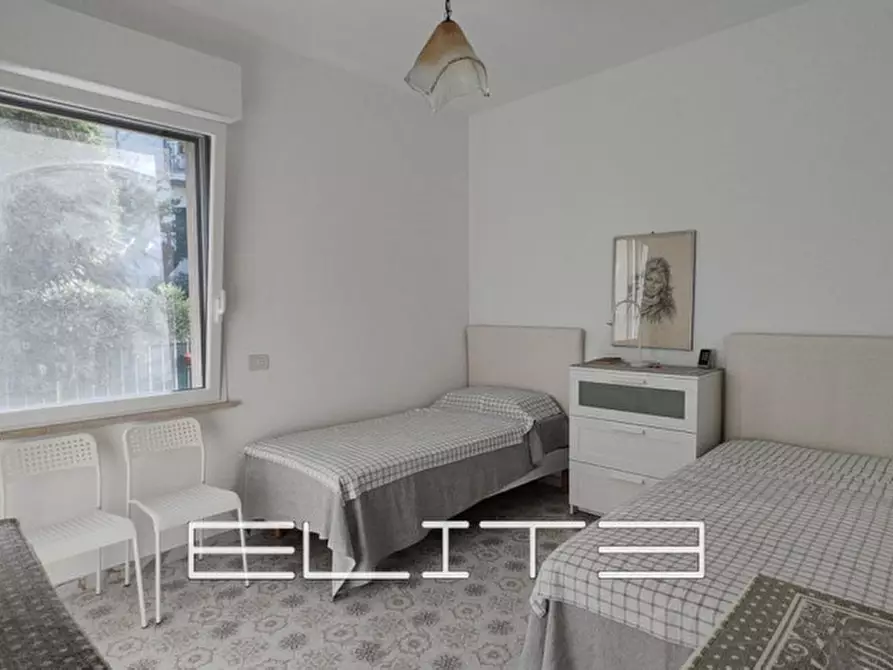 Immagine 11 di Appartamento in vendita  a Numana