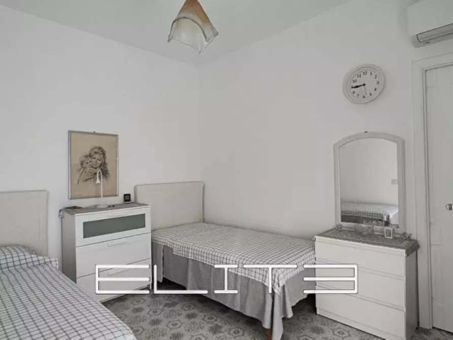 Immagine 12 di Appartamento in vendita  a Numana