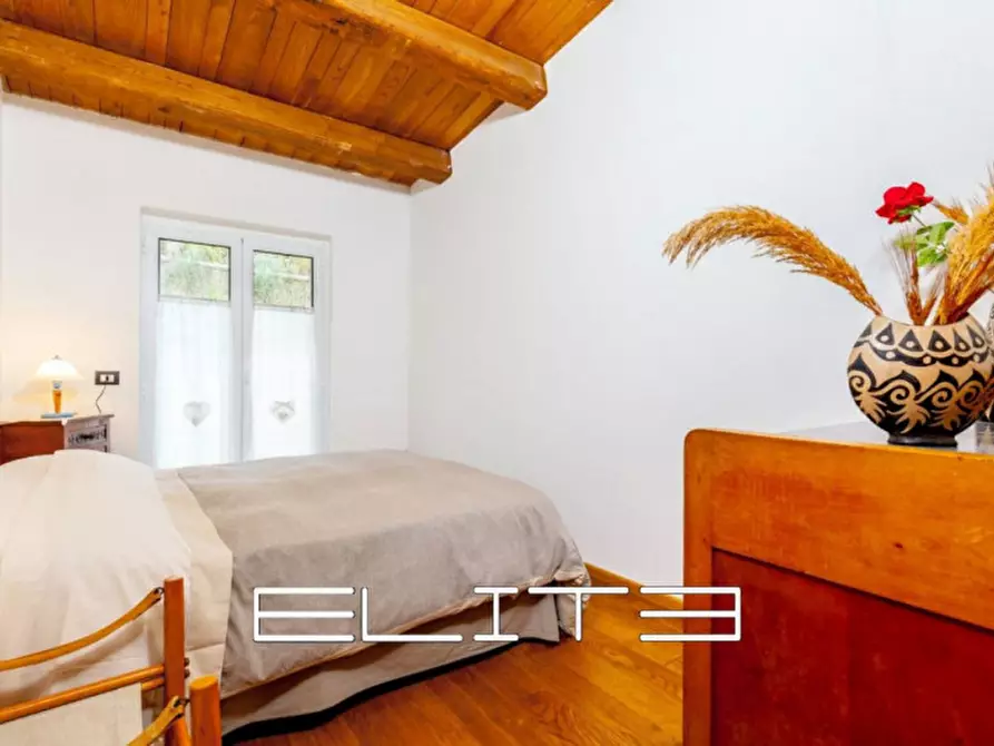 Immagine 9 di Casa indipendente in vendita  in sappanico a Ancona