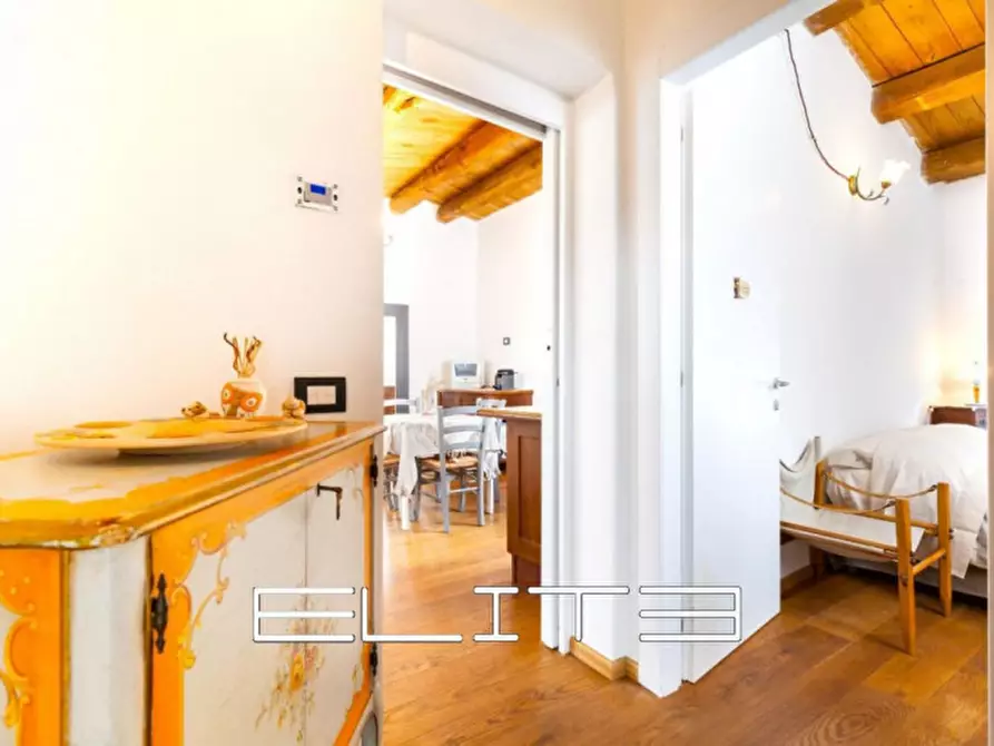 Immagine 10 di Casa indipendente in vendita  in sappanico a Ancona