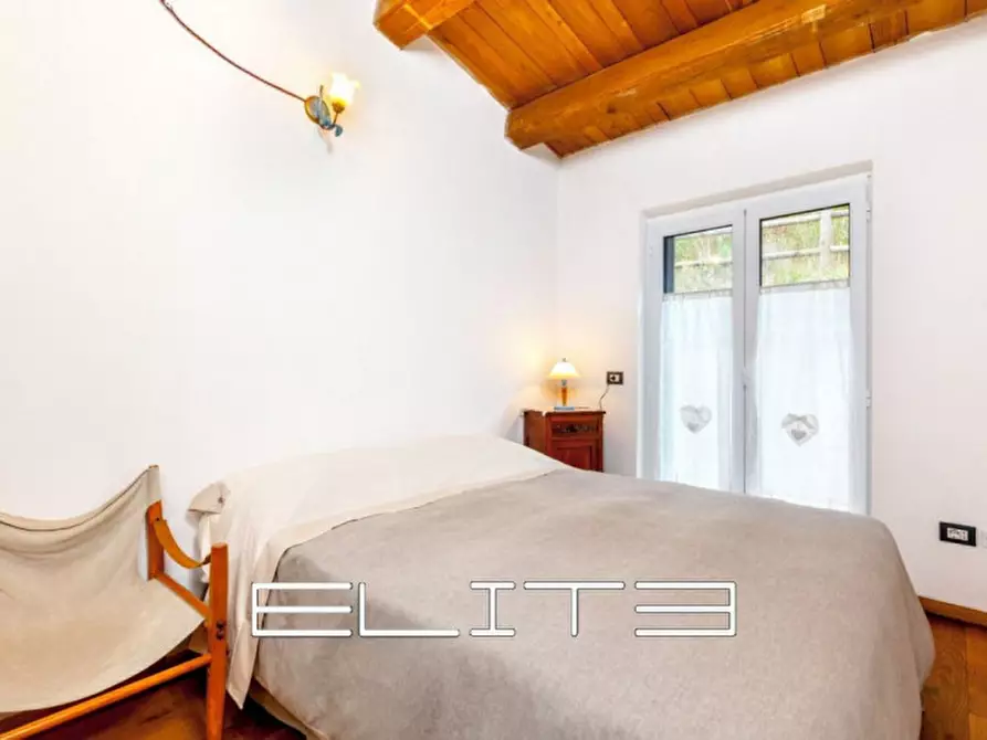 Immagine 12 di Casa indipendente in vendita  in sappanico a Ancona