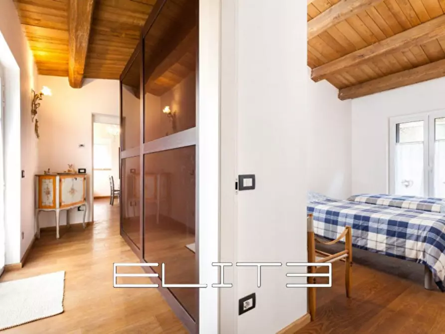 Immagine 13 di Casa indipendente in vendita  in sappanico a Ancona