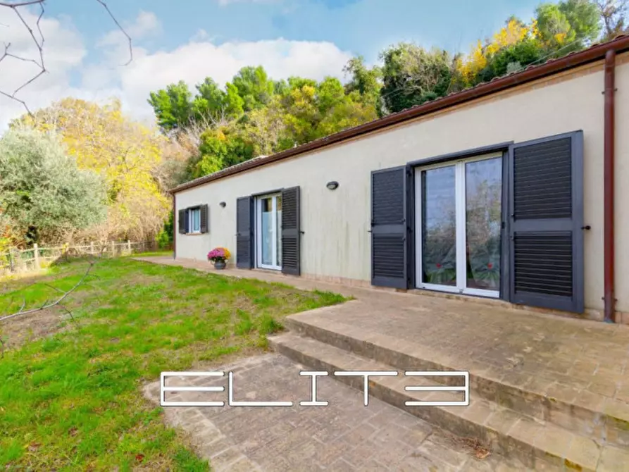 Immagine 16 di Casa indipendente in vendita  in sappanico a Ancona