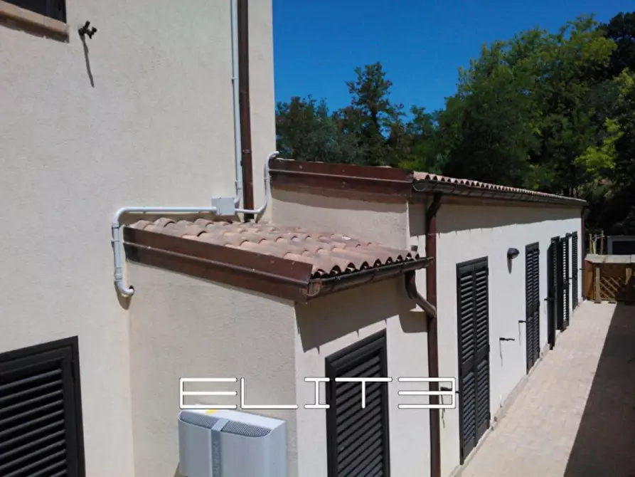 Immagine 18 di Casa indipendente in vendita  in sappanico a Ancona