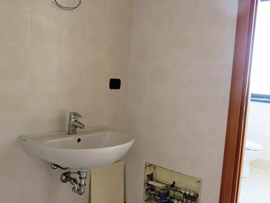 Immagine 9 di Ufficio in vendita  in via dell'Edera 5 a Zola Predosa