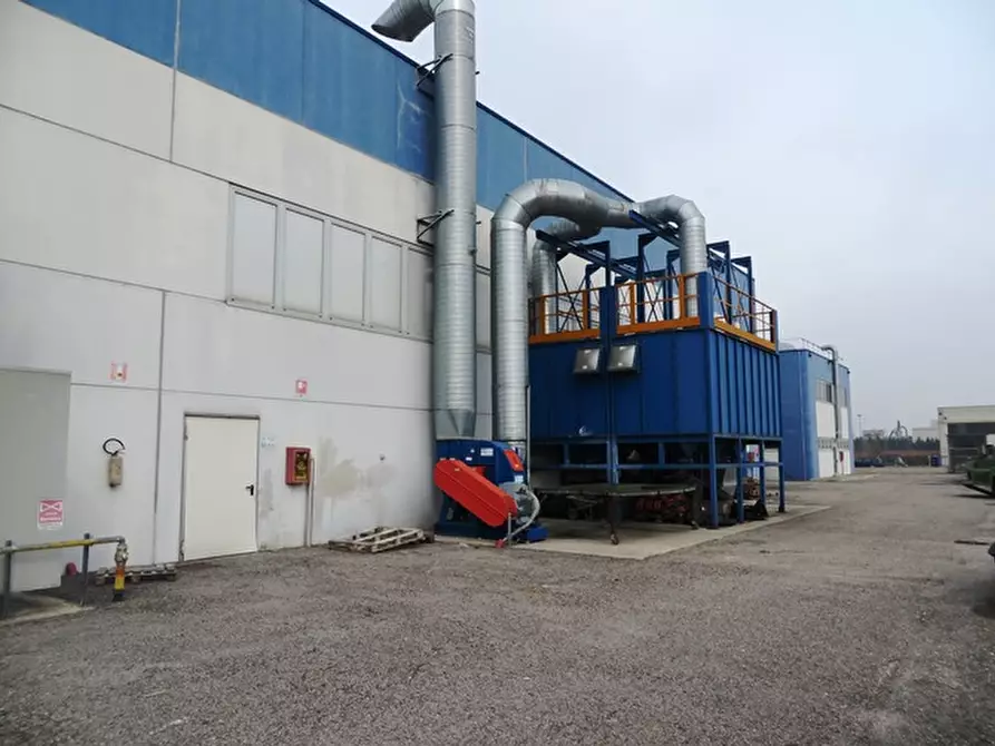 Immagine 7 di Capannone industriale in vendita  in via Giotto di Bondone 3 a Ostellato