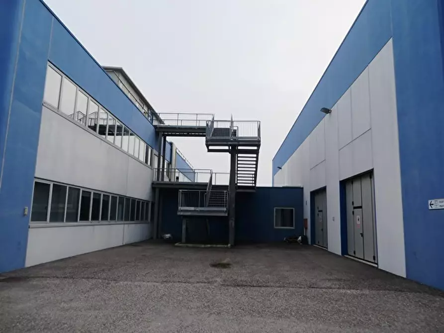 Immagine 10 di Capannone industriale in vendita  in via Giotto di Bondone 3 a Ostellato
