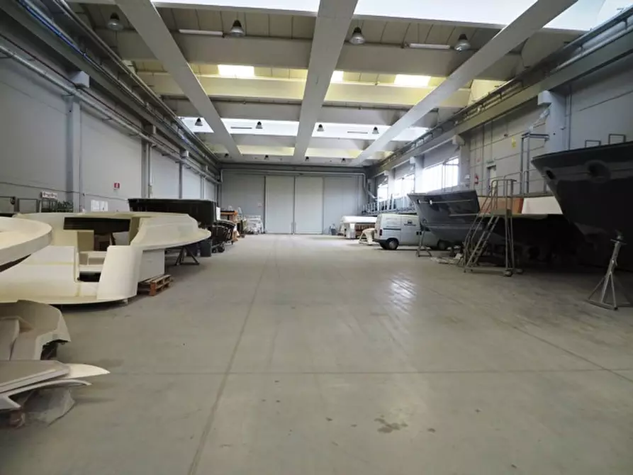 Immagine 21 di Capannone industriale in vendita  in via Giotto di Bondone 3 a Ostellato