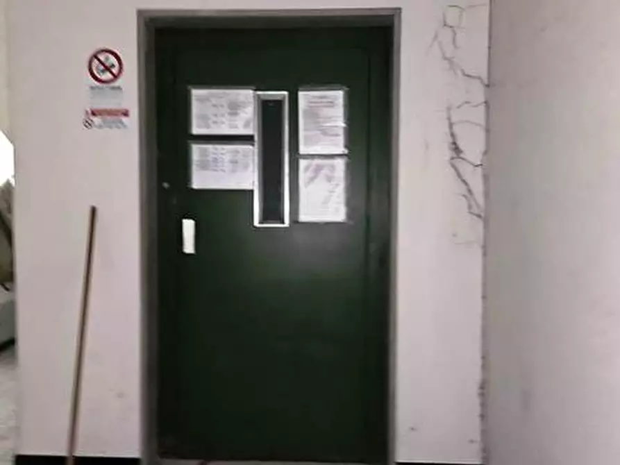 Immagine 11 di Negozio in vendita  in via Ausa 171 a Coriano