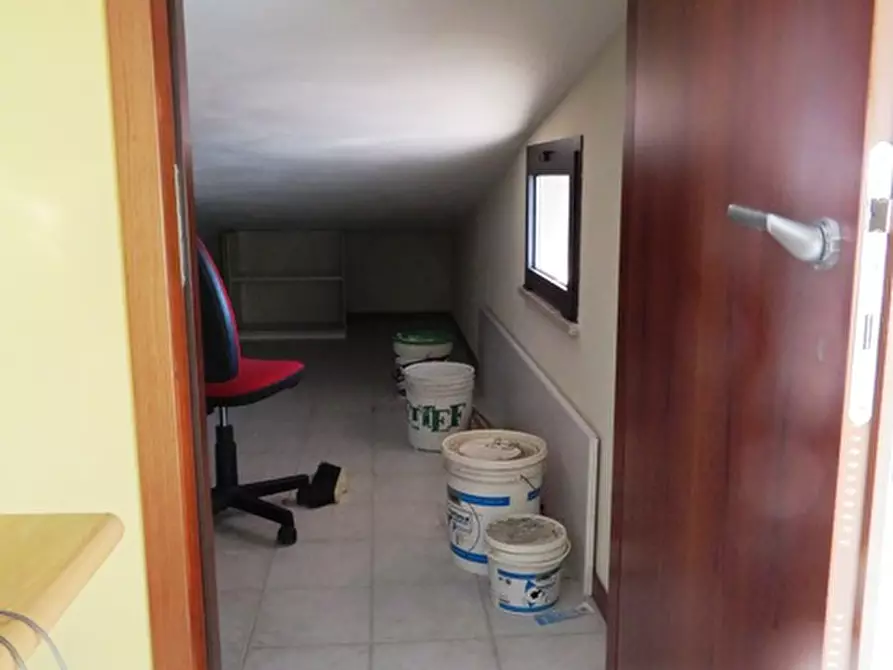 Immagine 24 di Ufficio in vendita  in via Macanno 38A a Rimini