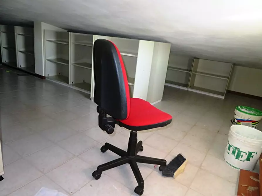 Immagine 25 di Ufficio in vendita  in via Macanno 38A a Rimini