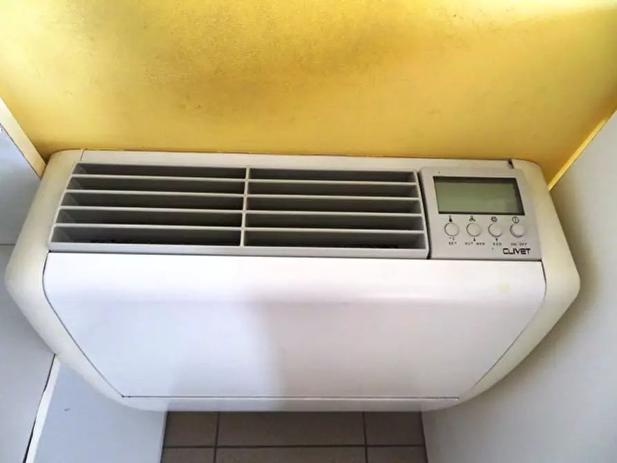 Immagine 29 di Ufficio in vendita  in via Macanno 38A a Rimini