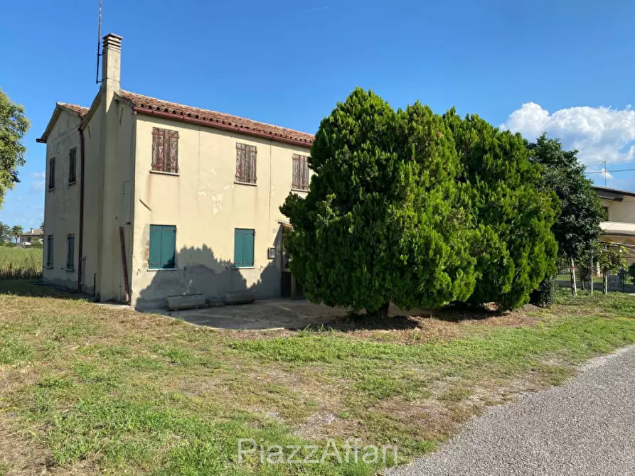 Immagine 1 di Casa indipendente in vendita  in Via Altipiano a Codevigo