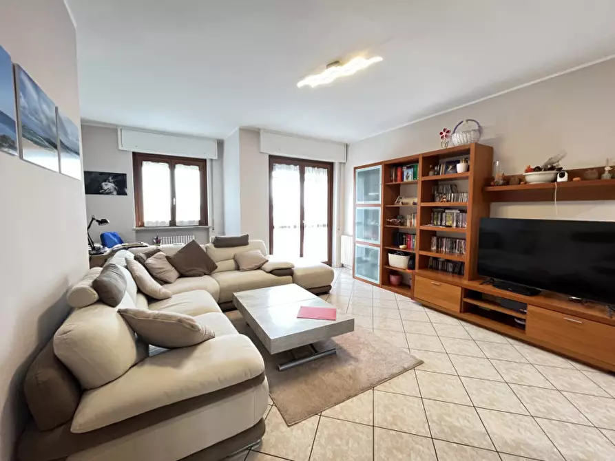 Immagine 3 di Appartamento in vendita  in Via Vittorio Emanuele II a Buccinasco