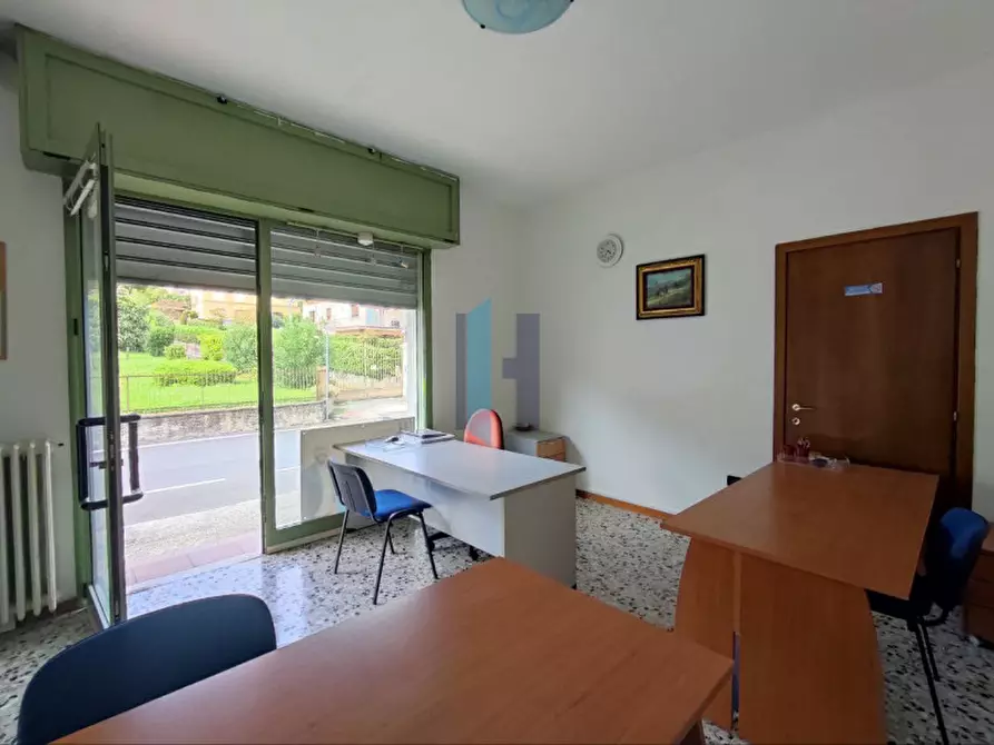 Immagine 2 di Ufficio in affitto  in Via Conte Camillo Benso di Cavour a Botticino
