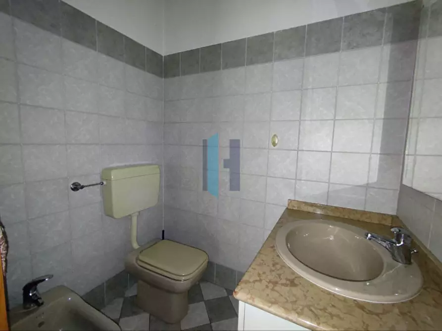 Immagine 9 di Ufficio in affitto  in Via Conte Camillo Benso di Cavour a Botticino