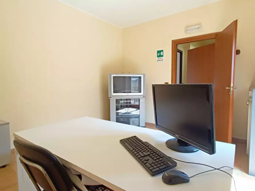 Immagine 20 di Ufficio in vendita  in via umberto I a Barcellona Pozzo Di Gotto