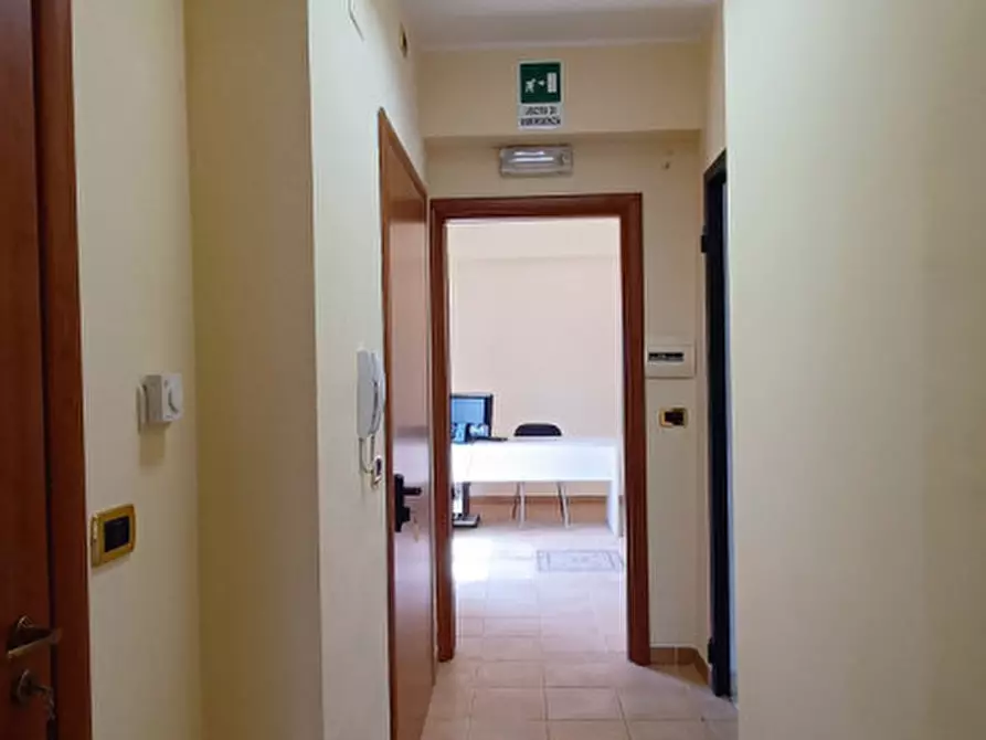 Immagine 35 di Ufficio in vendita  in via umberto I a Barcellona Pozzo Di Gotto