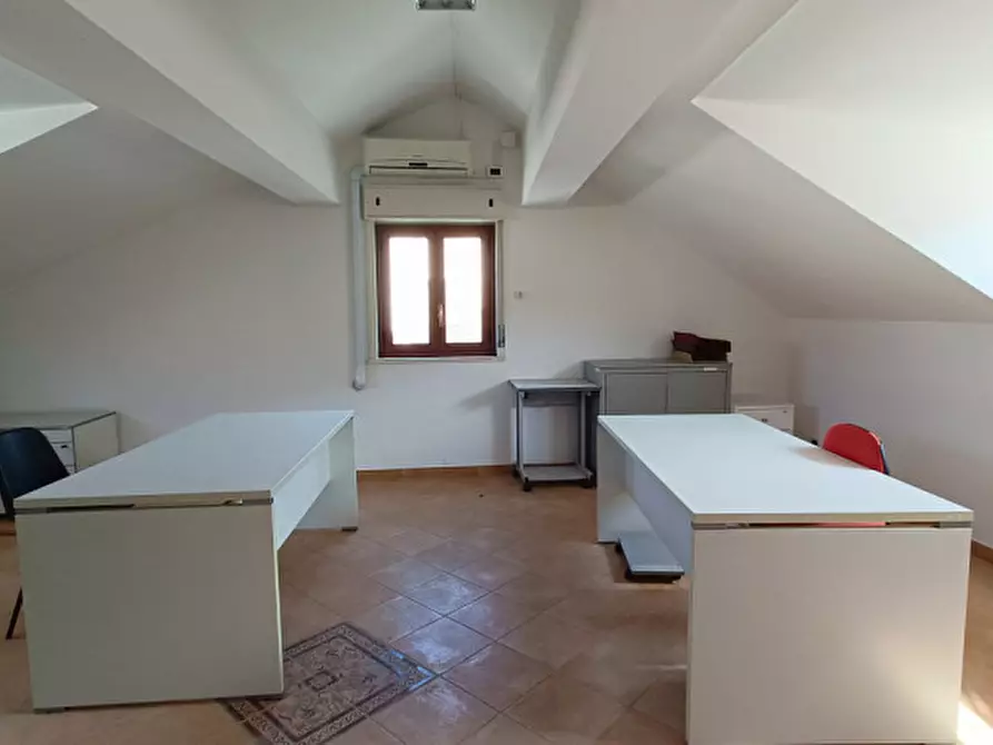 Immagine 41 di Ufficio in vendita  in via umberto I a Barcellona Pozzo Di Gotto