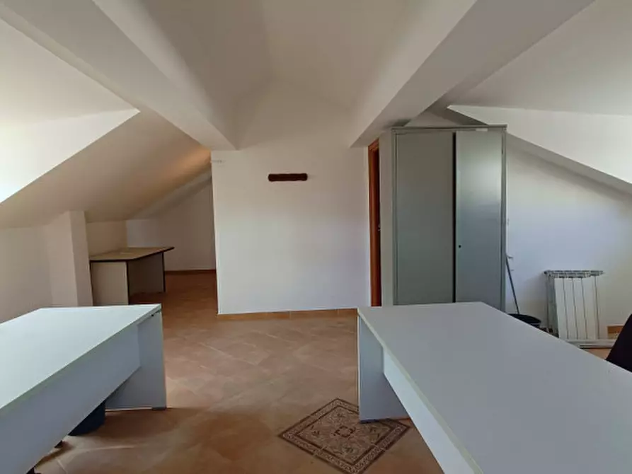 Immagine 43 di Ufficio in vendita  in via umberto I a Barcellona Pozzo Di Gotto