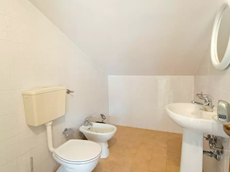 Immagine 45 di Ufficio in vendita  in via umberto I a Barcellona Pozzo Di Gotto