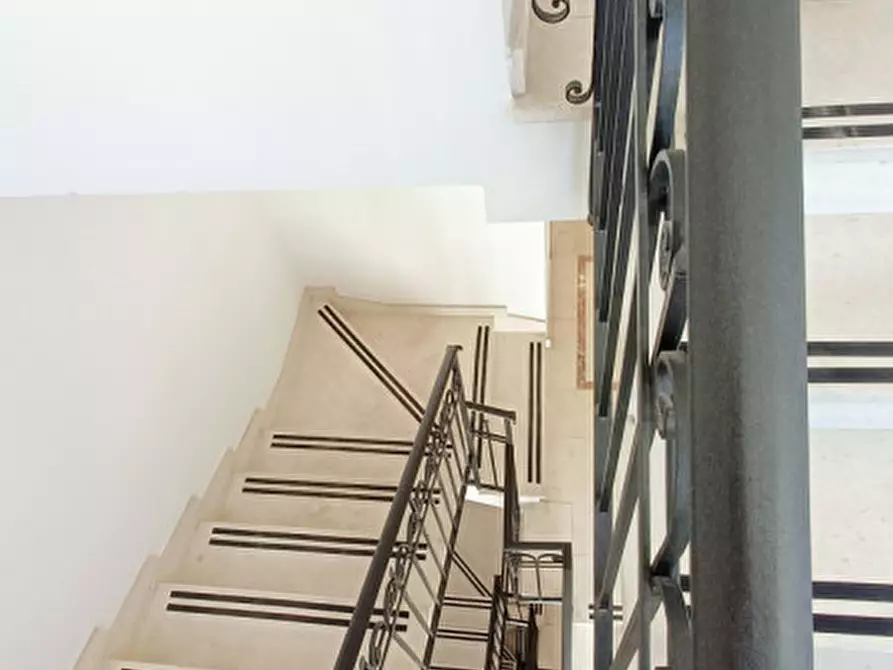 Immagine 47 di Ufficio in vendita  in via umberto I a Barcellona Pozzo Di Gotto