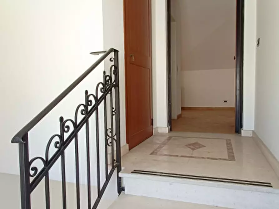 Immagine 48 di Ufficio in vendita  in via umberto I a Barcellona Pozzo Di Gotto