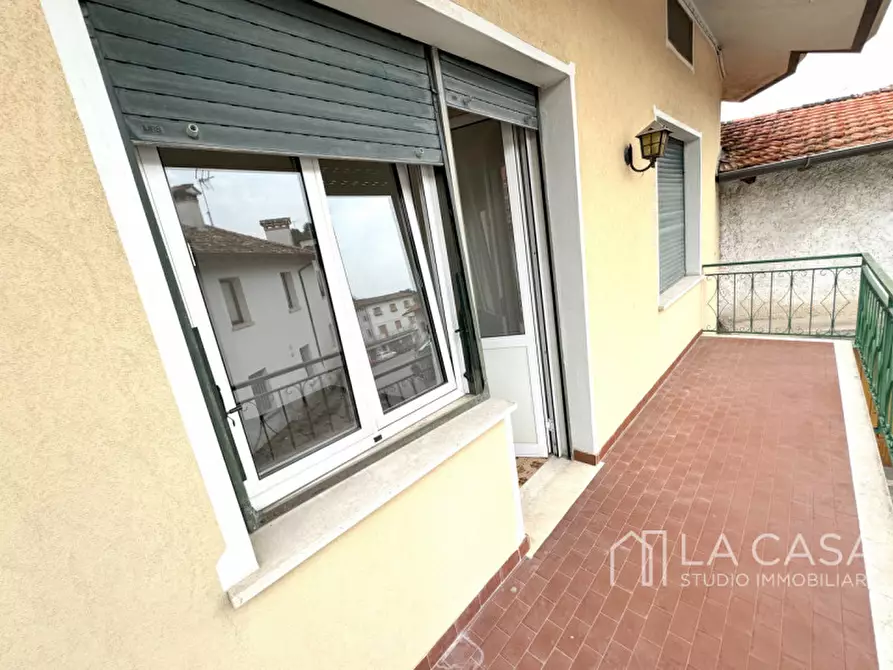 Immagine 11 di Appartamento in vendita  a Cordenons