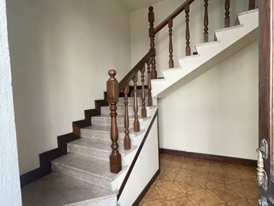 Immagine 2 di Ufficio in affitto  a Suzzara