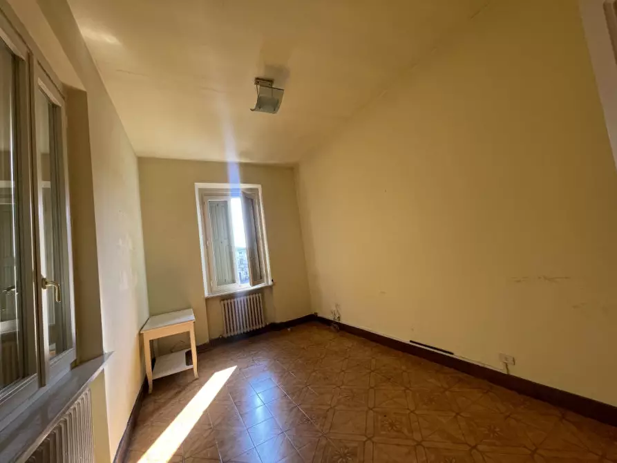 Immagine 6 di Ufficio in affitto  a Suzzara