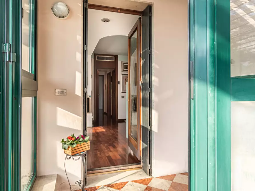 Immagine 5 di Appartamento in vendita  in Piazzetta Podgora 19 a Castelfranco Veneto