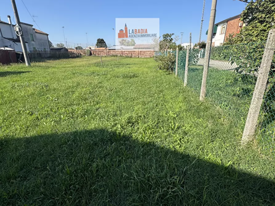 Immagine 26 di Casa indipendente in vendita  in Via Raffaello Sanzio 34 a Trecenta