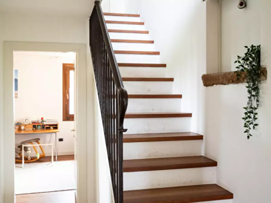 Immagine 50 di Rustico / casale in vendita  in VIA FARRA 31/A a Pieve Del Grappa