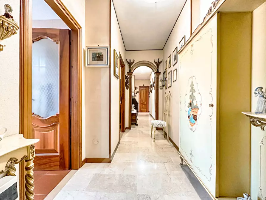 Immagine 16 di Appartamento in vendita  in VIA VITTORIO VENETO 97 a Borgosesia