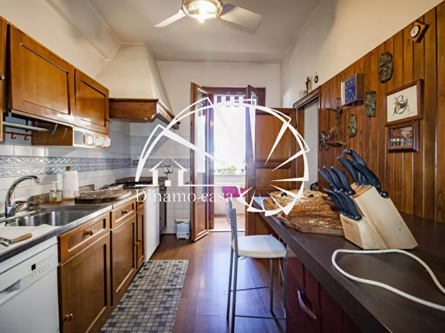 Immagine 4 di Appartamento in vendita  in Via Valentini a Prato